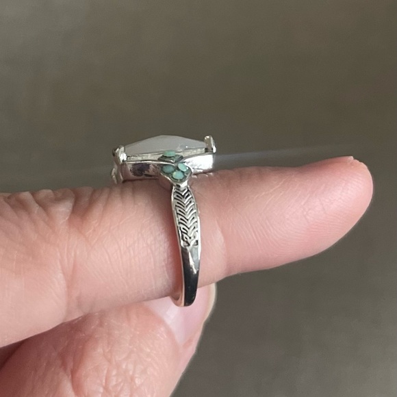 NWT White Opal Vintage Designed Ring - Picture 3 of 3